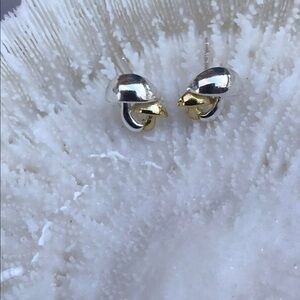 - - Sterling Silver mushroom 🍄 🍄Earrings